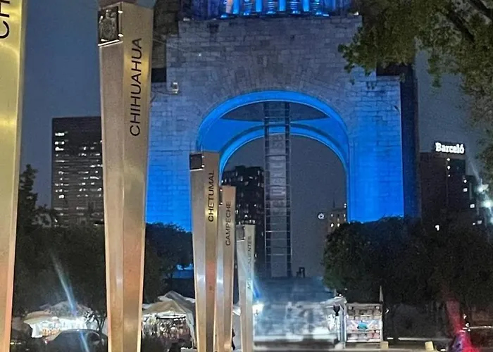 Monumento A La Revolución Ciudad De Apartamento
